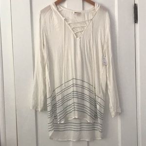 NWT Billabong coverup with hood